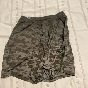 Lulu lemon shorts 7”